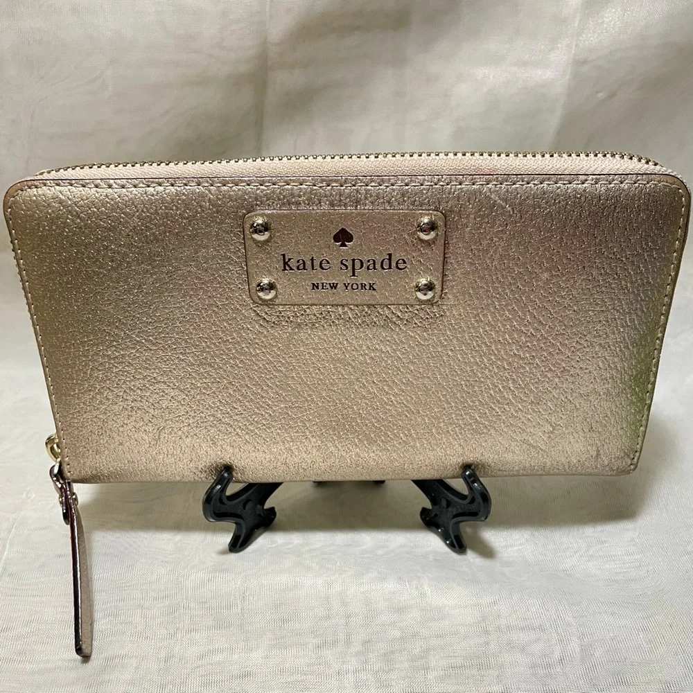 Kate Spade Metallic Rose Gold Continental Wallet